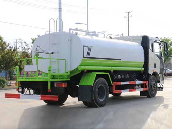 ��(gu��)��15����Ş�ˮ܇