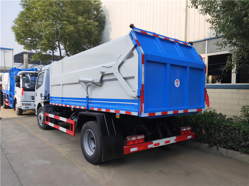 東風(fēng)8方掛桶垃圾車(chē)