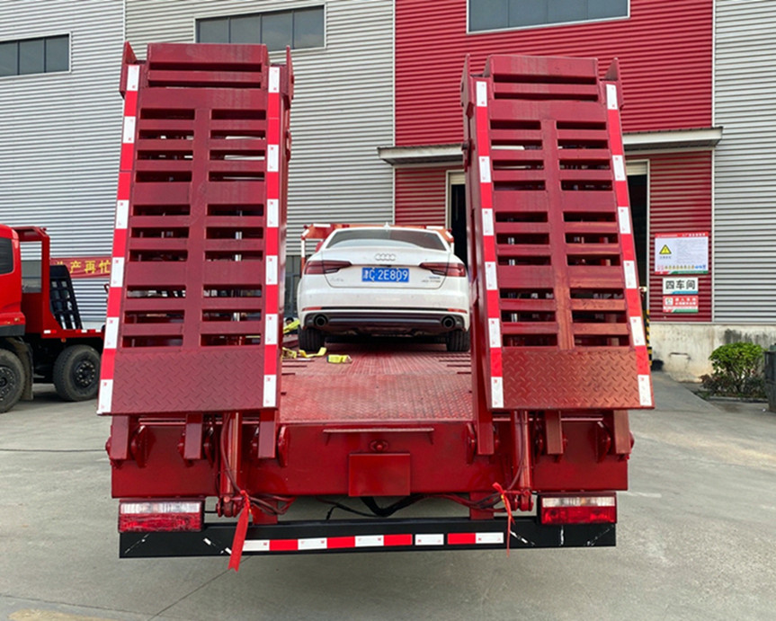 江淮K5X小三軸平板運輸車