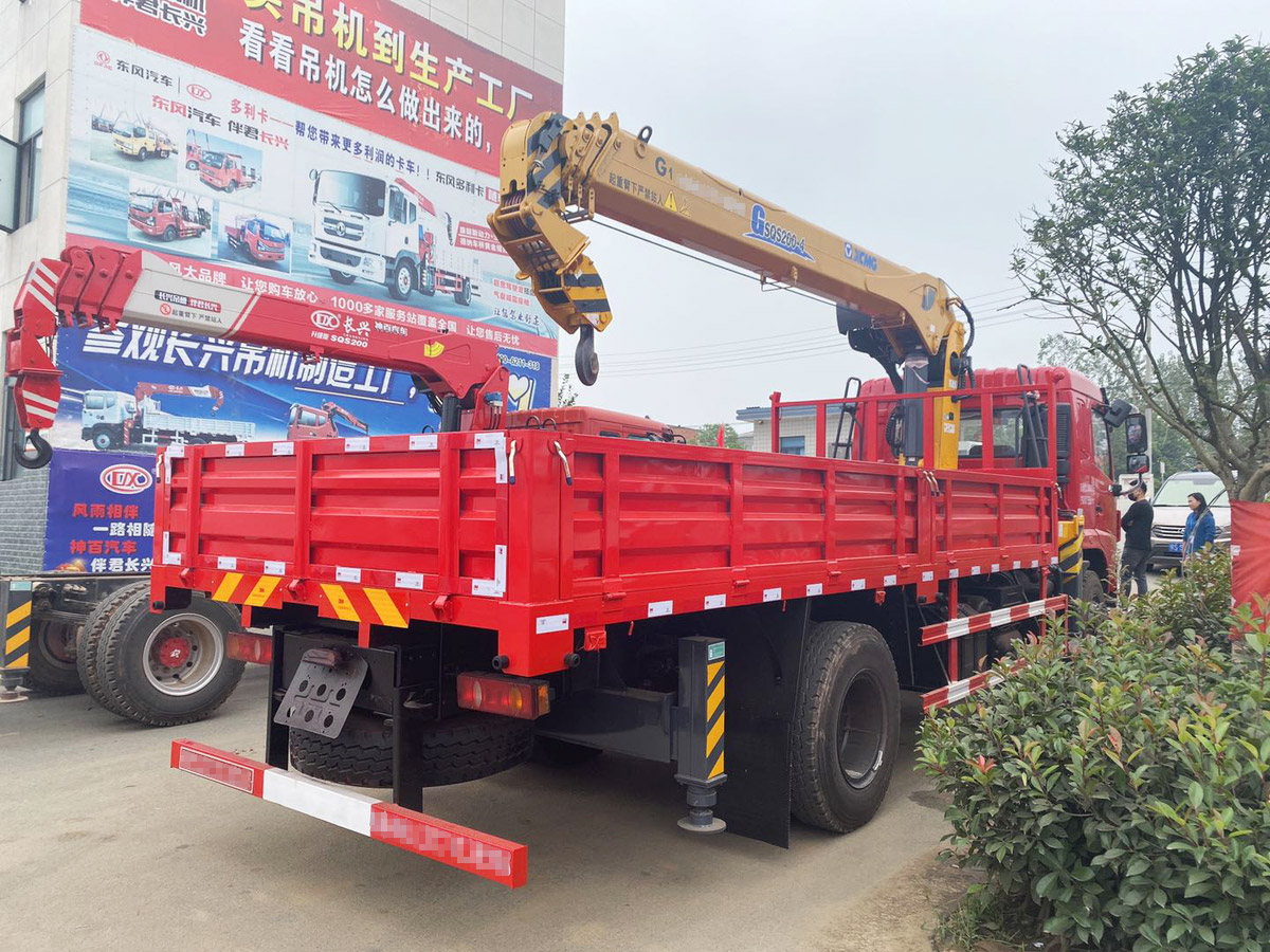 國(guó)六東風(fēng)華神F5徐工8噸直臂隨車(chē)吊